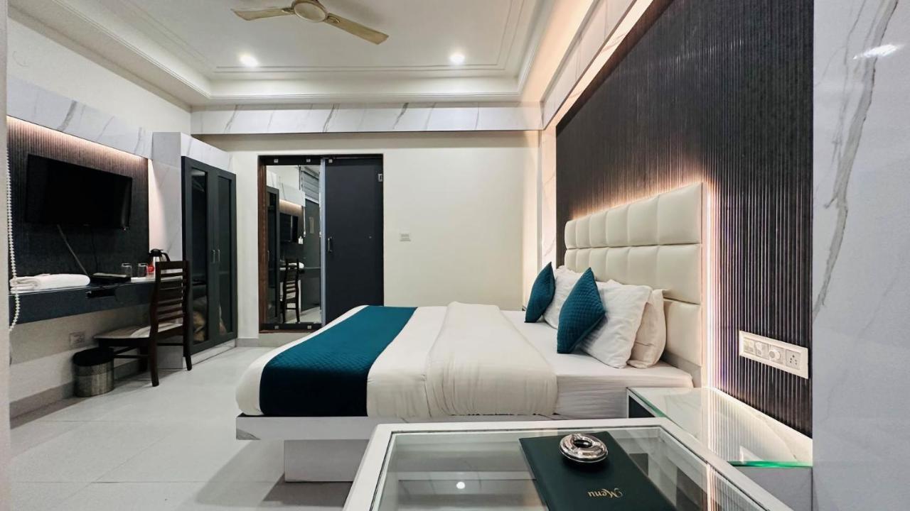 Hotel Baba Deluxe Near New Delhi Railway Station And City Center -By Rcg Hotels Exterior photo